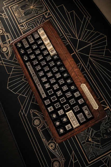 Golden Dream Keycap Set Photo 2