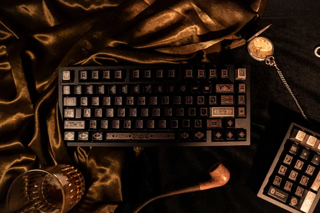 Golden Dream Keycap Set Photo 15