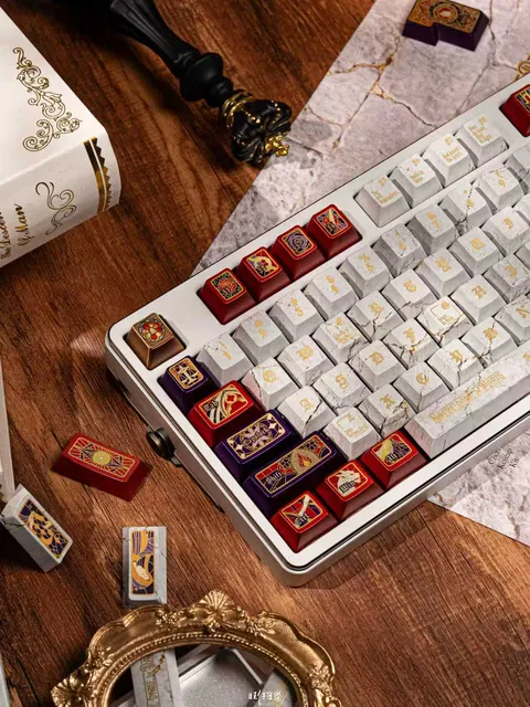 Notre-Dame Archive Keycap Set Photo 55