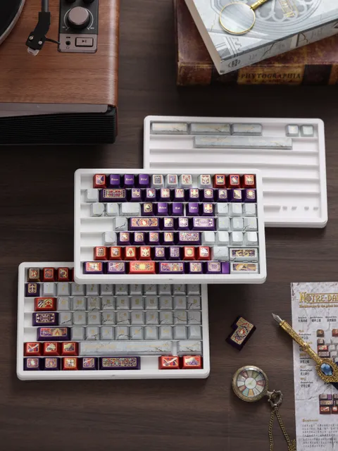 Notre-Dame Archive Keycap Set Photo 7