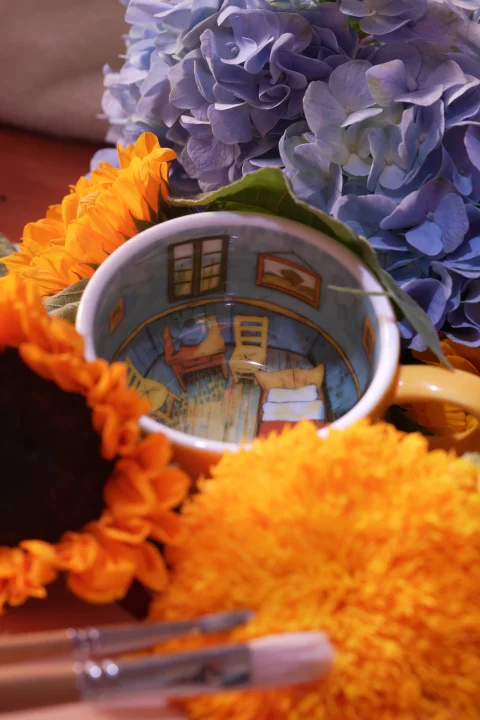 Van Gogh Bedroom Mug Product photograph 9